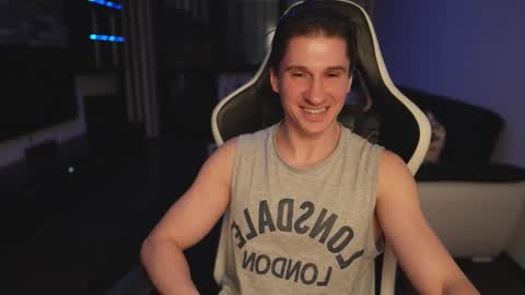 Dorian Reyes online show from 03-08-26, 01:03