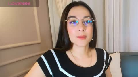 Snapshot of dorothy_valerisse chatting on 03-16-26, 10:30 dorothy_valerisse online show from 03-16-26, 10:30