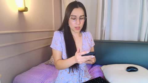 Snapshot of dorothy_valerisse chatting on 03-19-26, 10:30 dorothy_valerisse online show from 03-19-26, 10:30
