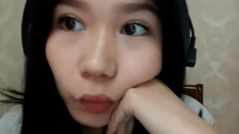 Snapshot of dorothygreene chatting on 10-08-25, 10:13 YuKi online show from 10-08-25, 10:13