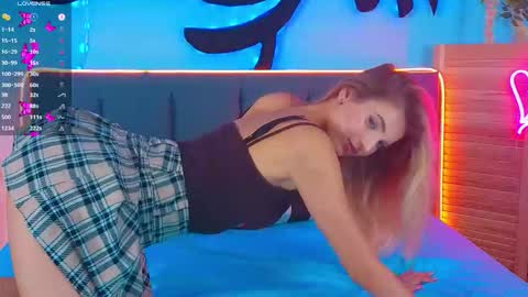 Marie online show from 10-04-25, 07:39