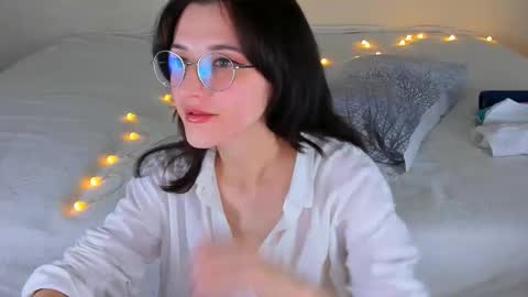 Your Dorotty online show from 12-18-25, 01:22