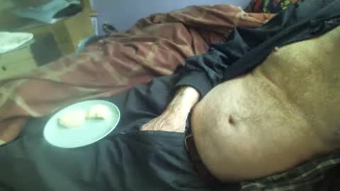 Hello  welcome to Slutsville  I am the Naked Chef  really  but you may call me Peter online show from 04-10-26, 09:36