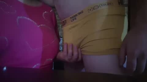 Dotty Martine online show from 12-19-25, 08:49