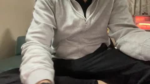 Snapshot of dotx90_fun chatting on 12-17-24, 02:23 Funlover online show from 12-17-24, 02:23