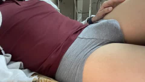 Snapshot of dotx90_fun chatting on 01-01-25, 01:16 Funlover online show from 01-01-25, 01:16