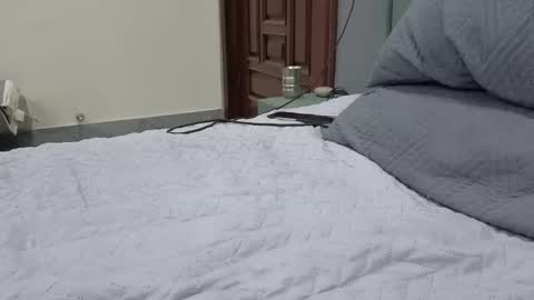 Snapshot of dotx90_fun chatting on 11-23-25, 01:11 Funlover online show from 11-23-25, 01:11