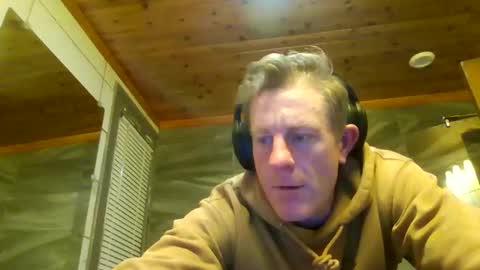 doucettej893 online show from 02-01-26, 10:41
