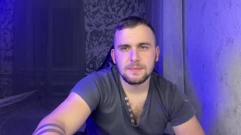 douglas_666 online show from 10-28-25, 09:50