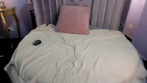 dovemullerr2 online show from 03-05-26, 07:32