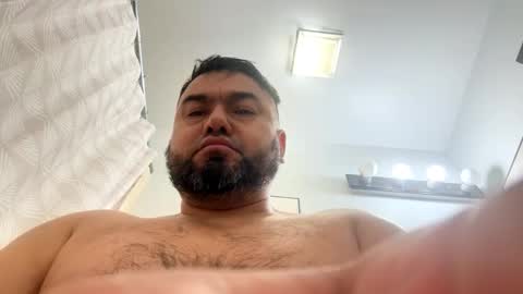 doverlover7 online show from 11-19-25, 02:11