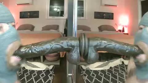 dpthroatorallybi online show from 02-20-26, 06:37