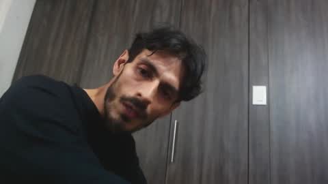 Snapshot of draco_dante chatting on 11-29-25, 07:50 charles online show from 11-29-25, 07:50