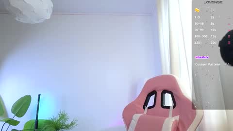 Lisbeth Salander online show from 11-16-25, 07:03