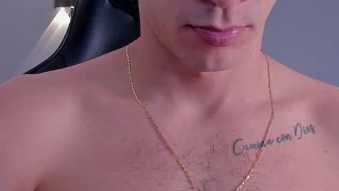 Snapshot of drake_carter1 chatting on 01-29-25, 01:05 drake_carter1 online show from 01-29-25, 01:05