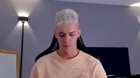 Snapshot of drake_carter1 chatting on 03-08-25, 03:06 drake_carter1 online show from 03-08-25, 03:06