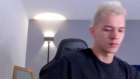 Snapshot of drake_carter1 chatting on 03-10-25, 01:56 drake_carter1 online show from 03-10-25, 01:56