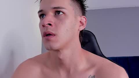 Snapshot of drake_carter1 chatting on 10-15-25, 12:22 drake_carter1 online show from 10-15-25, 12:22