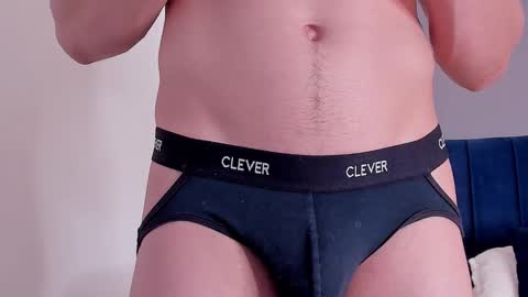 Snapshot of drake_carter1 chatting on 11-27-25, 01:13 drake_carter1 online show from 11-27-25, 01:13