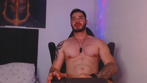 Snapshot of drake_cole11 chatting on 01-01-25, 11:40 drake_cole11 online show from 01-01-25, 11:40