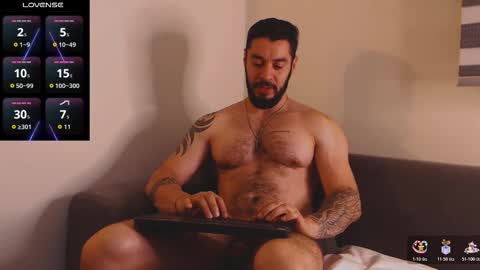 Snapshot of drake_cole11 chatting on 11-22-25, 01:04 drake_cole11 online show from 11-22-25, 01:04