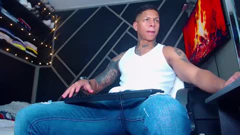 Drake online show from 02-21-25, 03:01