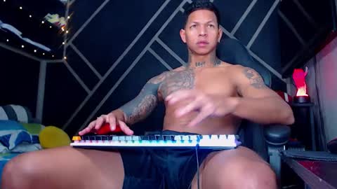 Drake online show from 11-19-25, 03:17