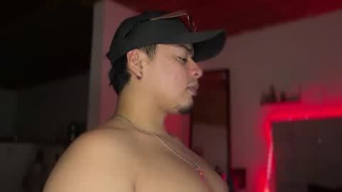 Snapshot of drakenn_ chatting on 02-11-26, 12:15 drakeeee online show from 02-11-26, 12:15