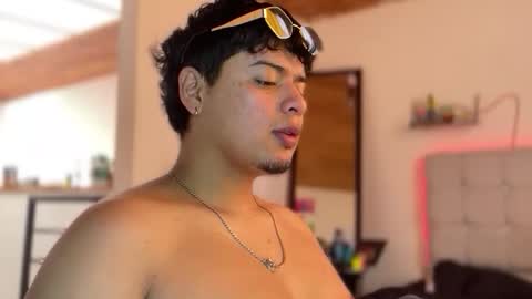 Snapshot of drakenn_ chatting on 02-17-26, 05:08 drakeeee online show from 02-17-26, 05:08