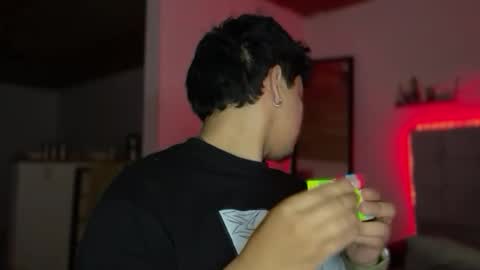 Snapshot of drakenn_ chatting on 02-19-26, 01:45 drakeeee online show from 02-19-26, 01:45