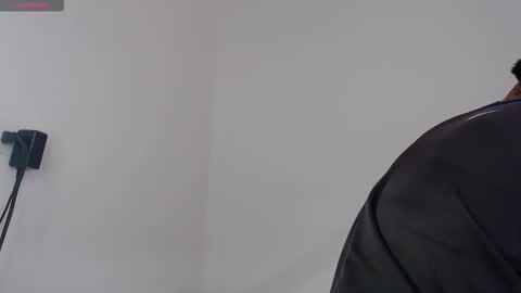 drako_monstercock online show from 10-18-25, 06:52