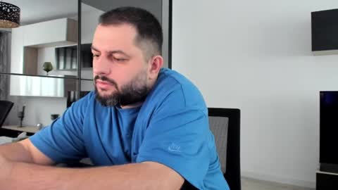 Draven A online show from 01-31-25, 07:39