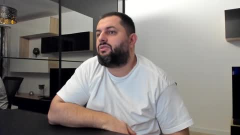 Draven A online show from 02-17-25, 05:32