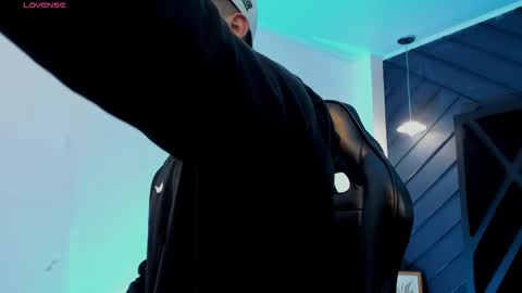 Snapshot of draven_marceaux chatting on 11-29-25, 11:35 Draven online show from 11-29-25, 11:35