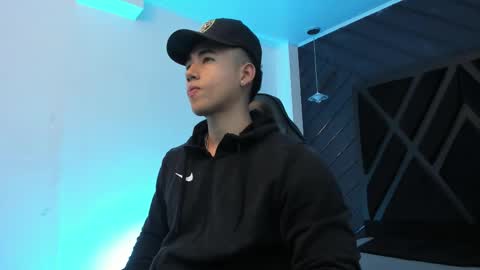 Snapshot of draven_marceaux chatting on 12-22-25, 11:18 Draven online show from 12-22-25, 11:18