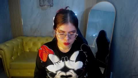 Draviana  online show from 11-13-25, 03:05