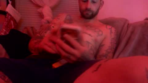 Snapshot of dreaded_folks chatting on 11-22-25, 09:08 dreaded_folks online show from 11-22-25, 09:08