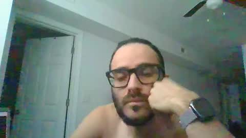 Snapshot of dream1dog chatting on 12-27-24, 04:10 dream1dog online show from 12-27-24, 04:10