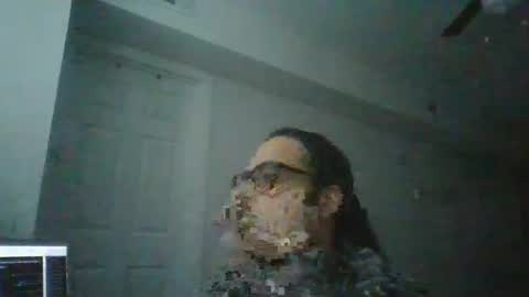 Snapshot of dream1dog chatting on 01-10-25, 10:04 dream1dog online show from 01-10-25, 10:04