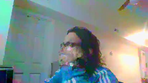 Snapshot of dream1dog chatting on 01-12-25, 06:38 dream1dog online show from 01-12-25, 06:38