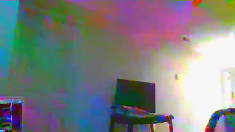 Snapshot of dream1dog chatting on 01-12-25, 09:40 dream1dog online show from 01-12-25, 09:40