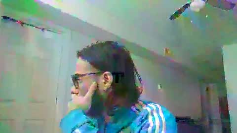 Snapshot of dream1dog chatting on 01-24-25, 04:49 dream1dog online show from 01-24-25, 04:49