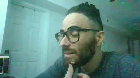 Snapshot of dream1dog chatting on 03-11-25, 10:53 dream1dog online show from 03-11-25, 10:53