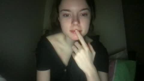 Snapshot of dream1girl_ chatting on 01-27-25, 10:06 ur dream girl online show from 01-27-25, 10:06