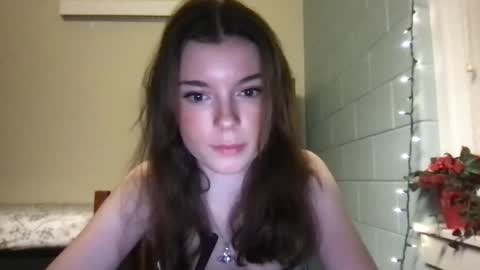 Snapshot of dream1girl_ chatting on 02-24-25, 12:30 ur dream girl online show from 02-24-25, 12:30