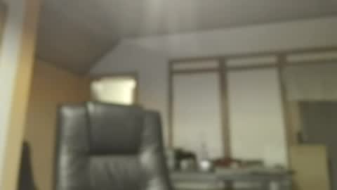 Snapshot of dreambob chatting on 10-30-25, 06:30 Dreambob online show from 10-30-25, 06:30