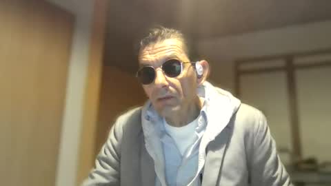 Snapshot of dreambob chatting on 11-22-25, 05:56 Dreambob online show from 11-22-25, 05:56