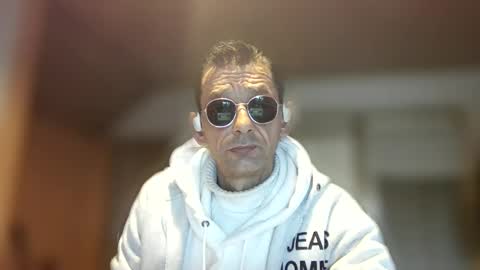 Dreambob online show from 04-03-26, 04:49