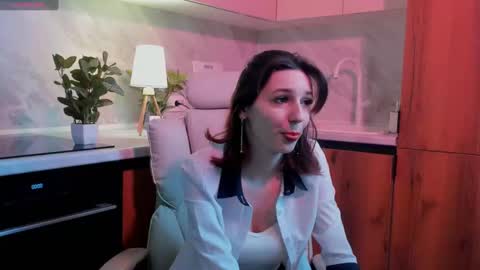 Snapshot of dreamgirlparty chatting on 02-28-25, 11:58 dreamgirlparty online show from 02-28-25, 11:58