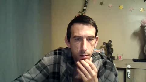 Snapshot of dreamguy38 chatting on 11-07-25, 05:51 dreamguy38 online show from 11-07-25, 05:51